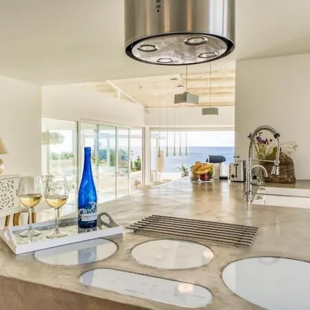 Luxury With Sea *