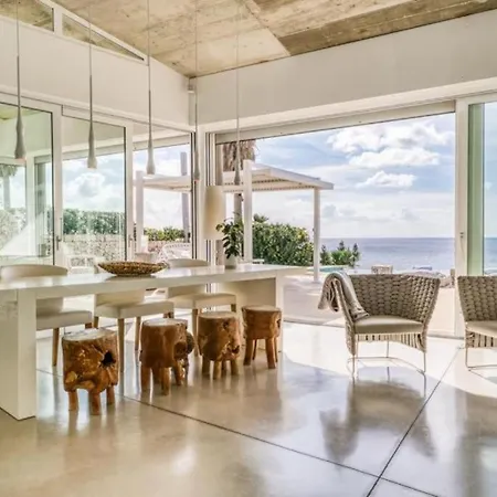 Luxury With Sea *